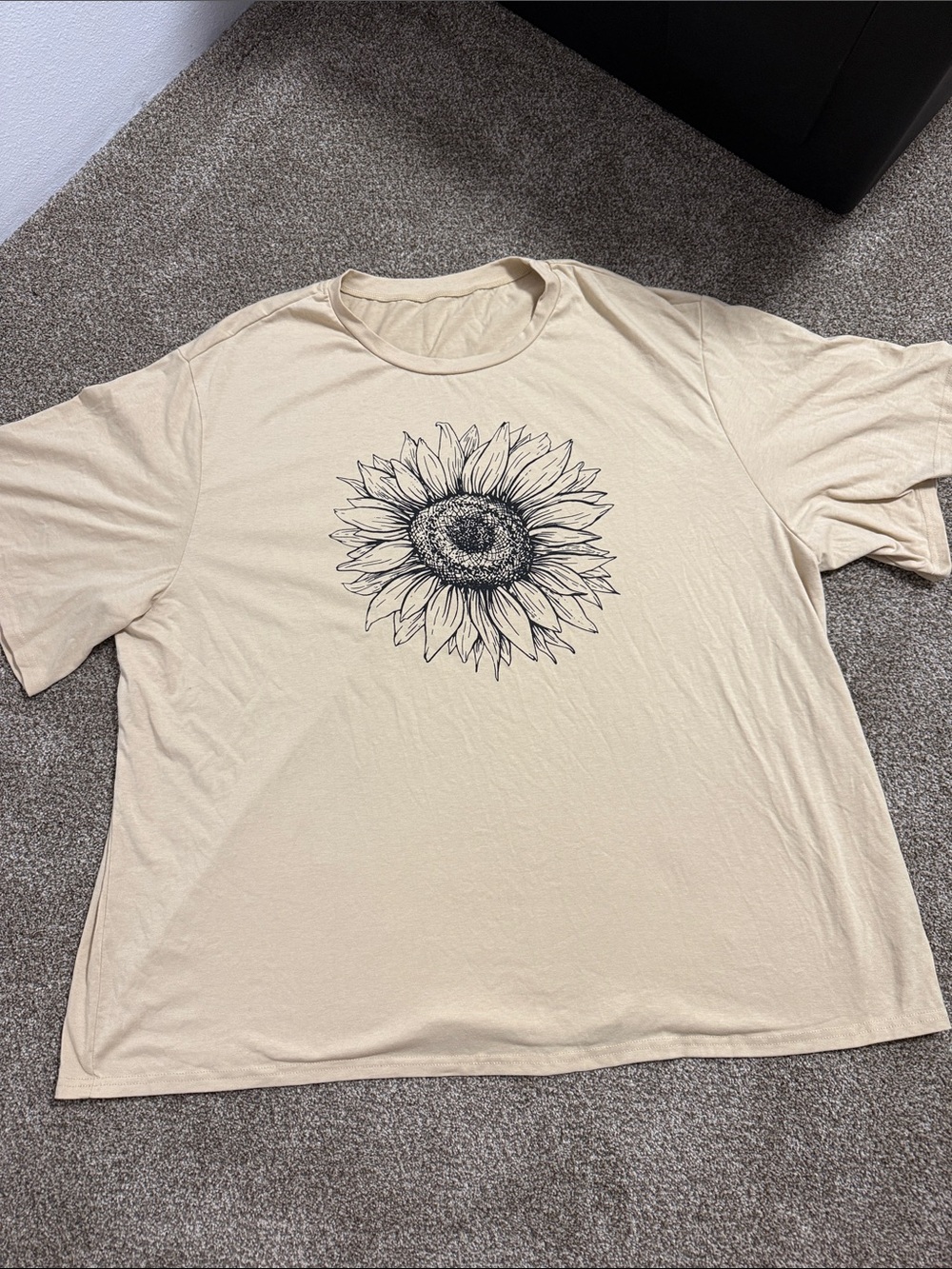 Women's Cream Short Sleeve Tee with Black Sunflower Graphic